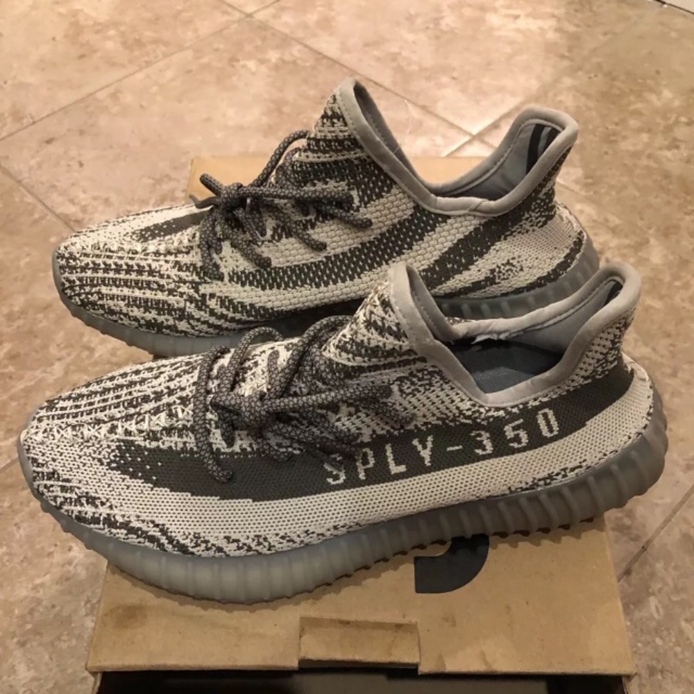 Yeezy Boost 350 V2
